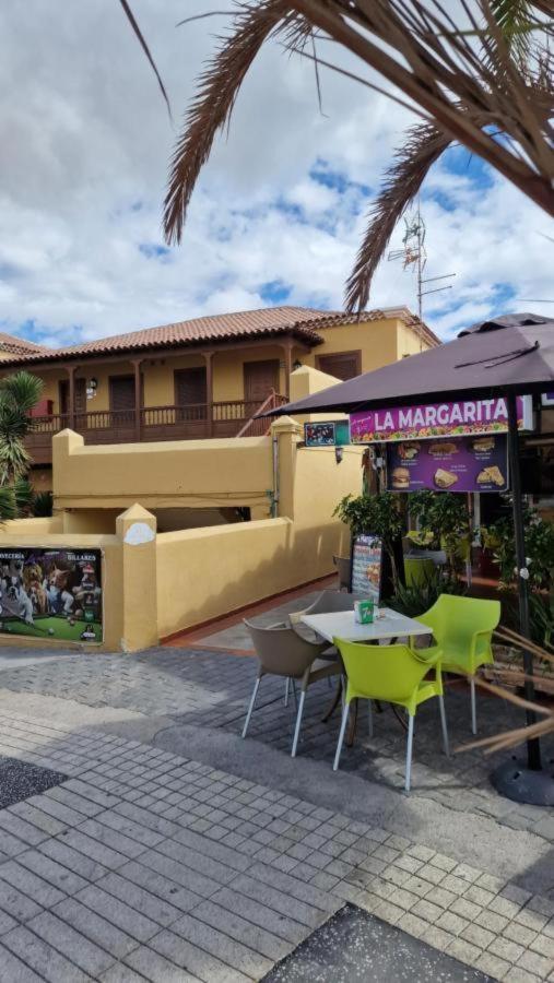 Amazing 3 Bedroom Apartment On The First Line Of The Best Las Americas Beach, Air Conditioner And Terrace Ocean View Playa de las Americas  Eksteriør bilde